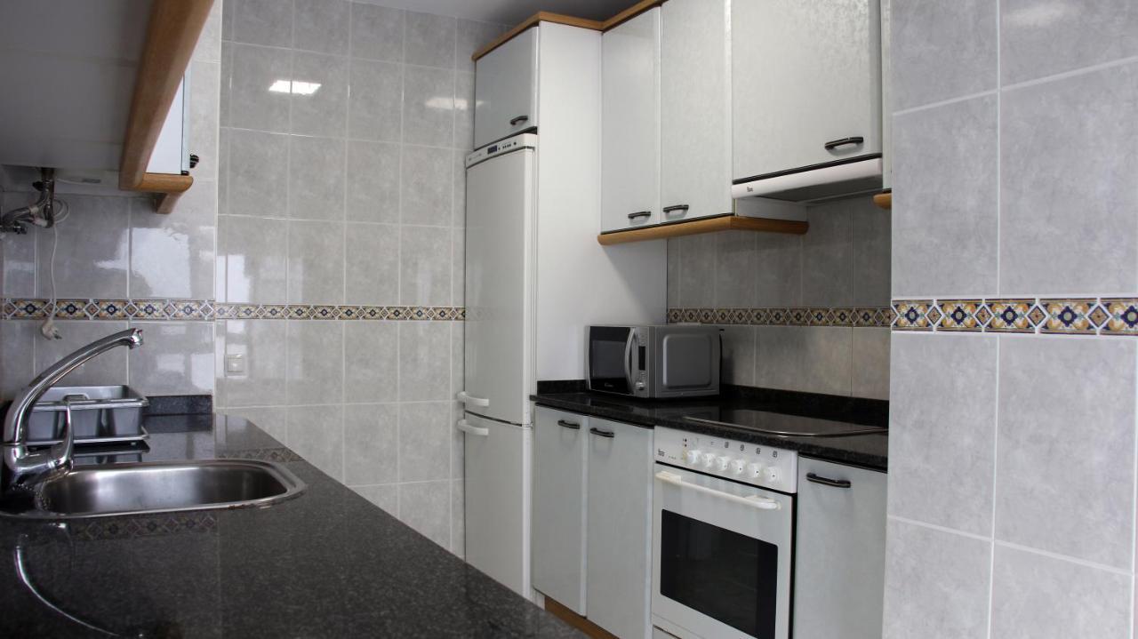 Sta. Eulalia Familias Arysal Apartment Салоу Екстериор снимка